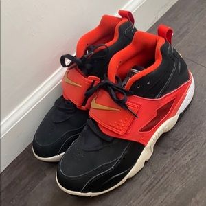 Nike Diamond Turfs men’s 9.5